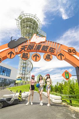 Ī��ɽ���ɭ��